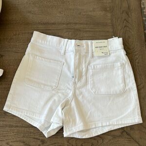 New - white Abercrombie kids mini mom short. High rise